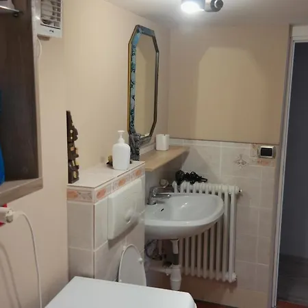 Apartman Stunning 2-bed In Borgo Val di Taro