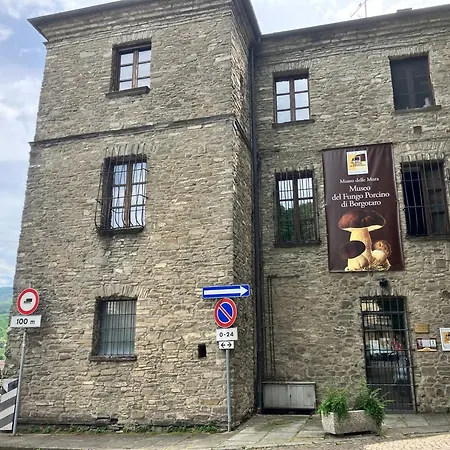 Apartment Stunning 2-bed In Borgo Val di Taro