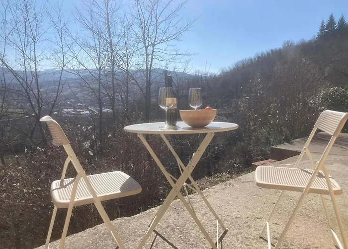 Apartament Stunning 2-bed In Borgo Val di Taro