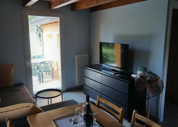 Lägenhet Stunning 2-bed In *