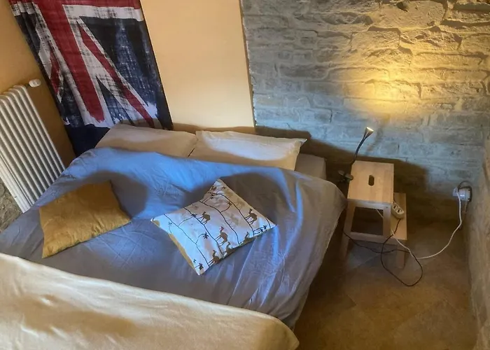 Stunning 2-bed In Apartament *