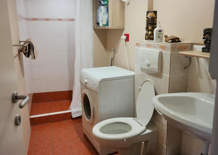 Stunning 2-bed In Apartament