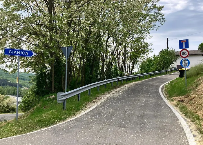 Stunning 2-bed In * Borgo Val di Taro